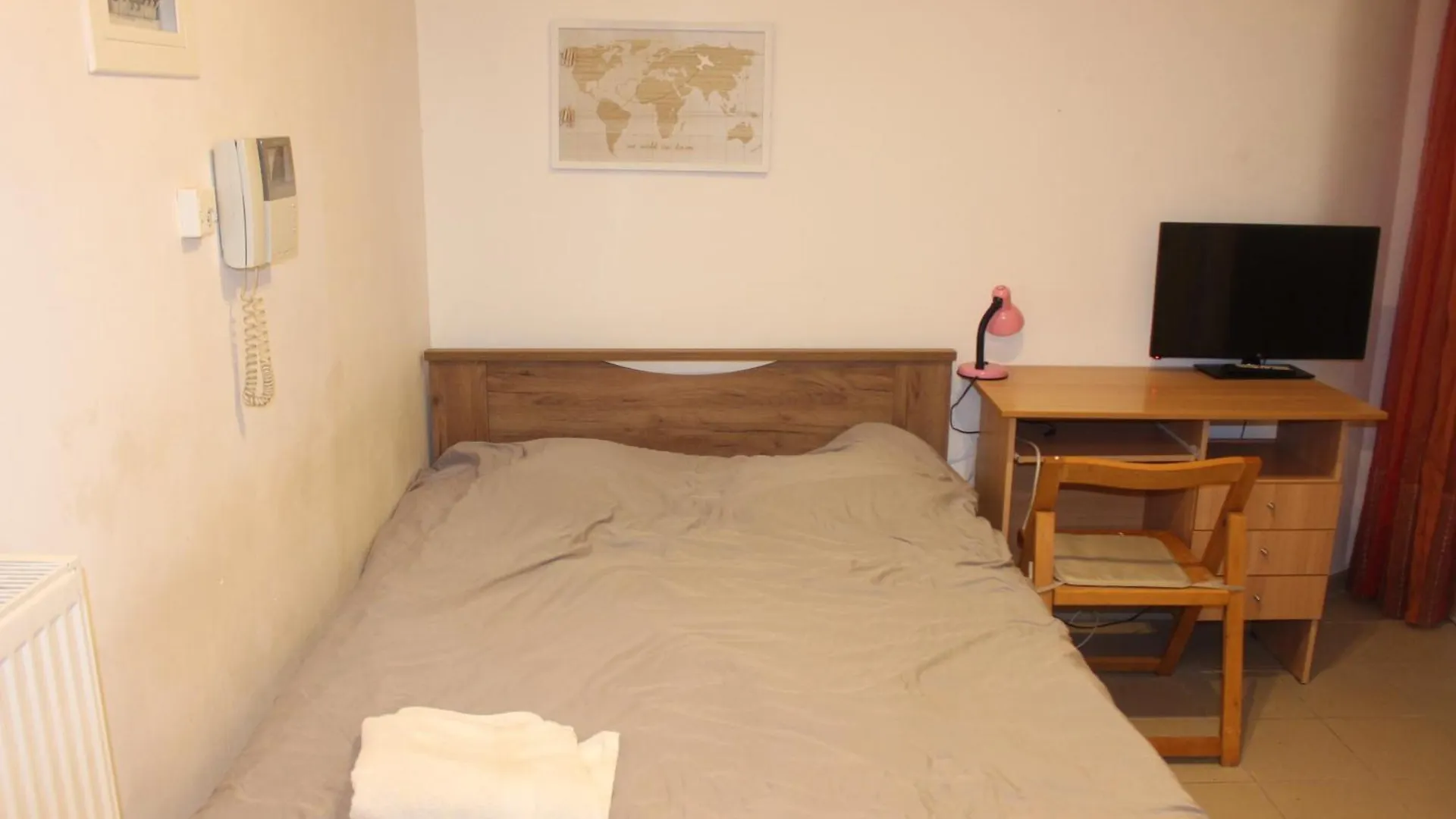 1-Bedroom Apartment Center And City Attractions Thessaloniki Greece