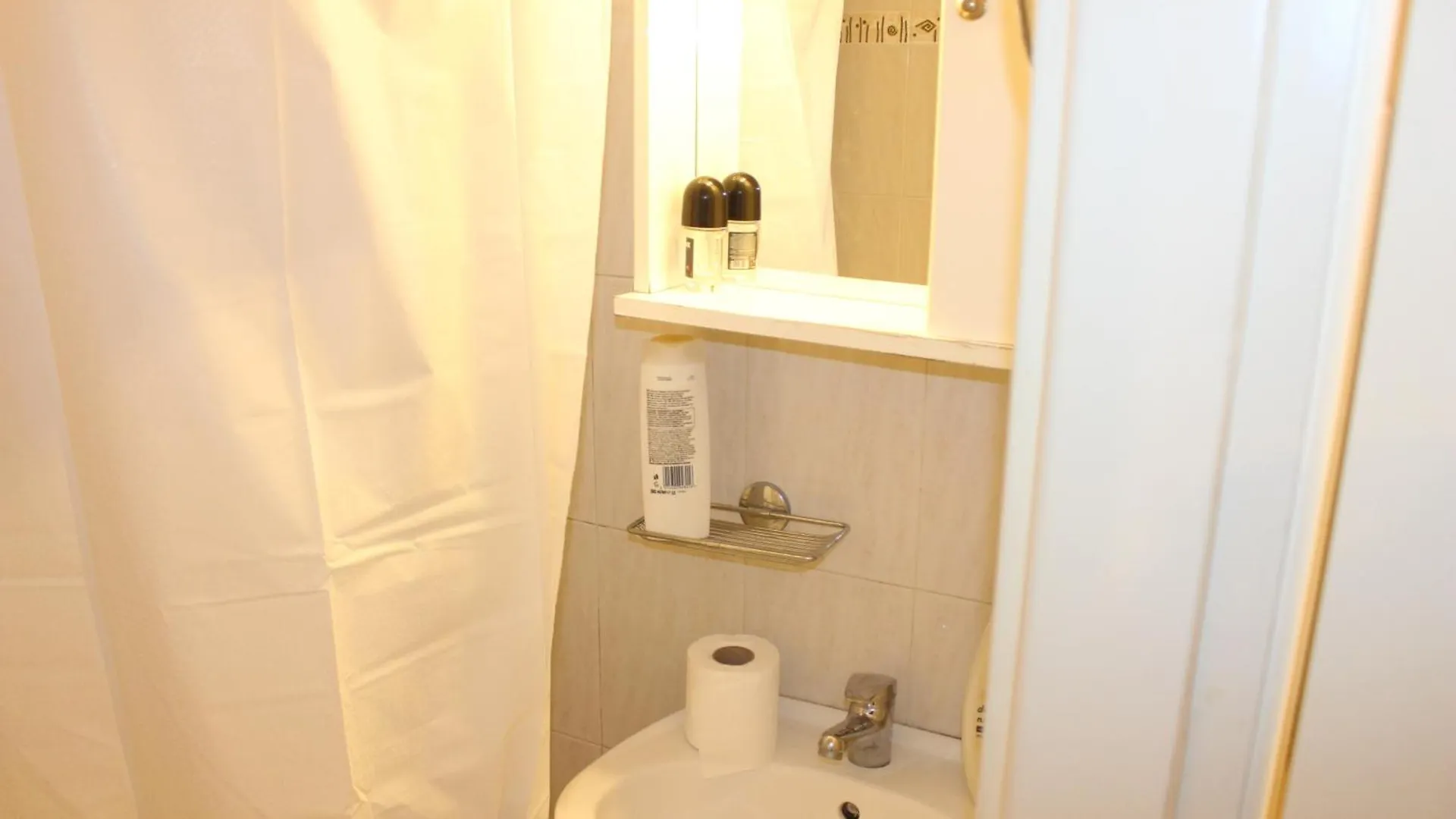 1-Bedroom Apartment Center And City Attractions Thessaloniki Greece